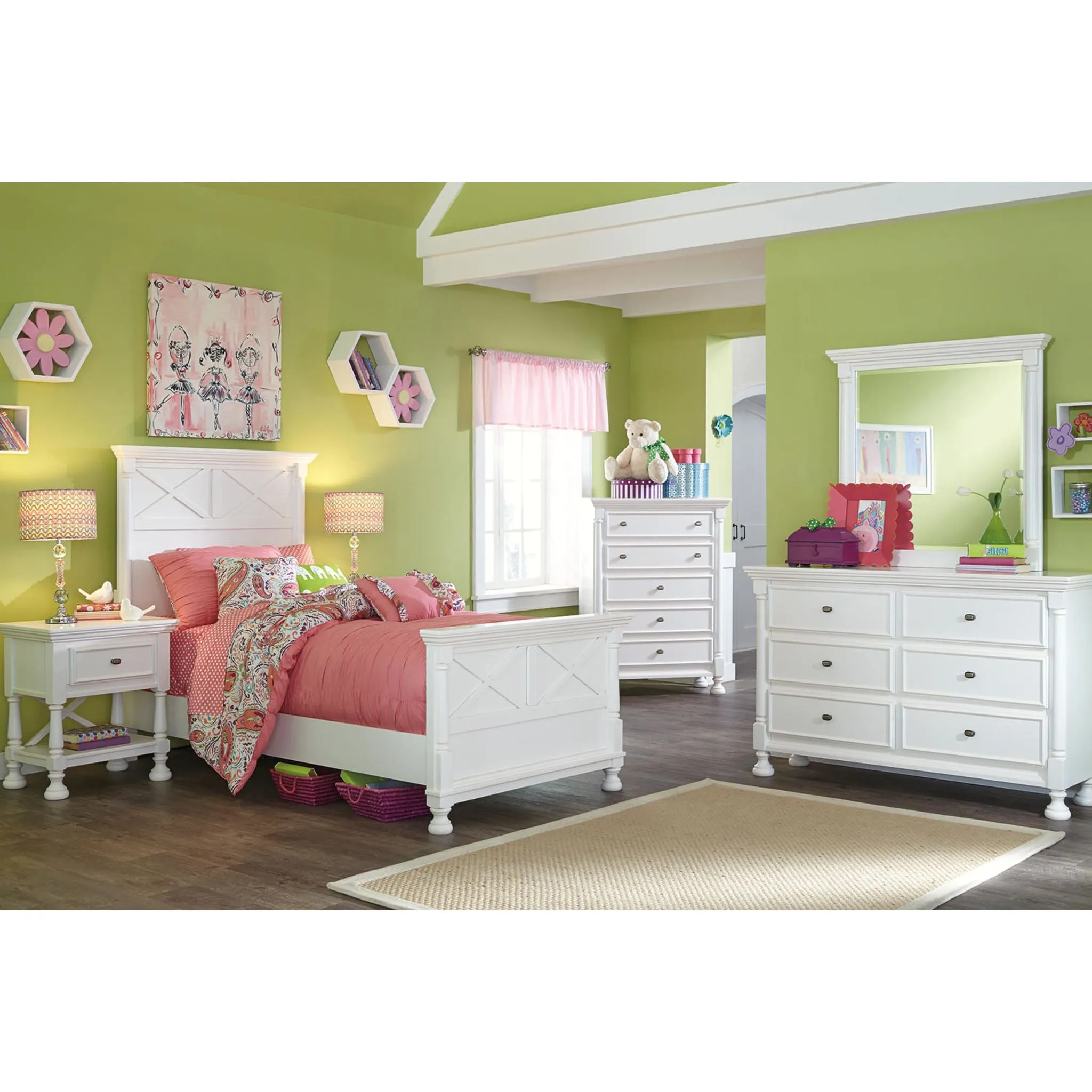 Kaslyn Dresser and Mirror