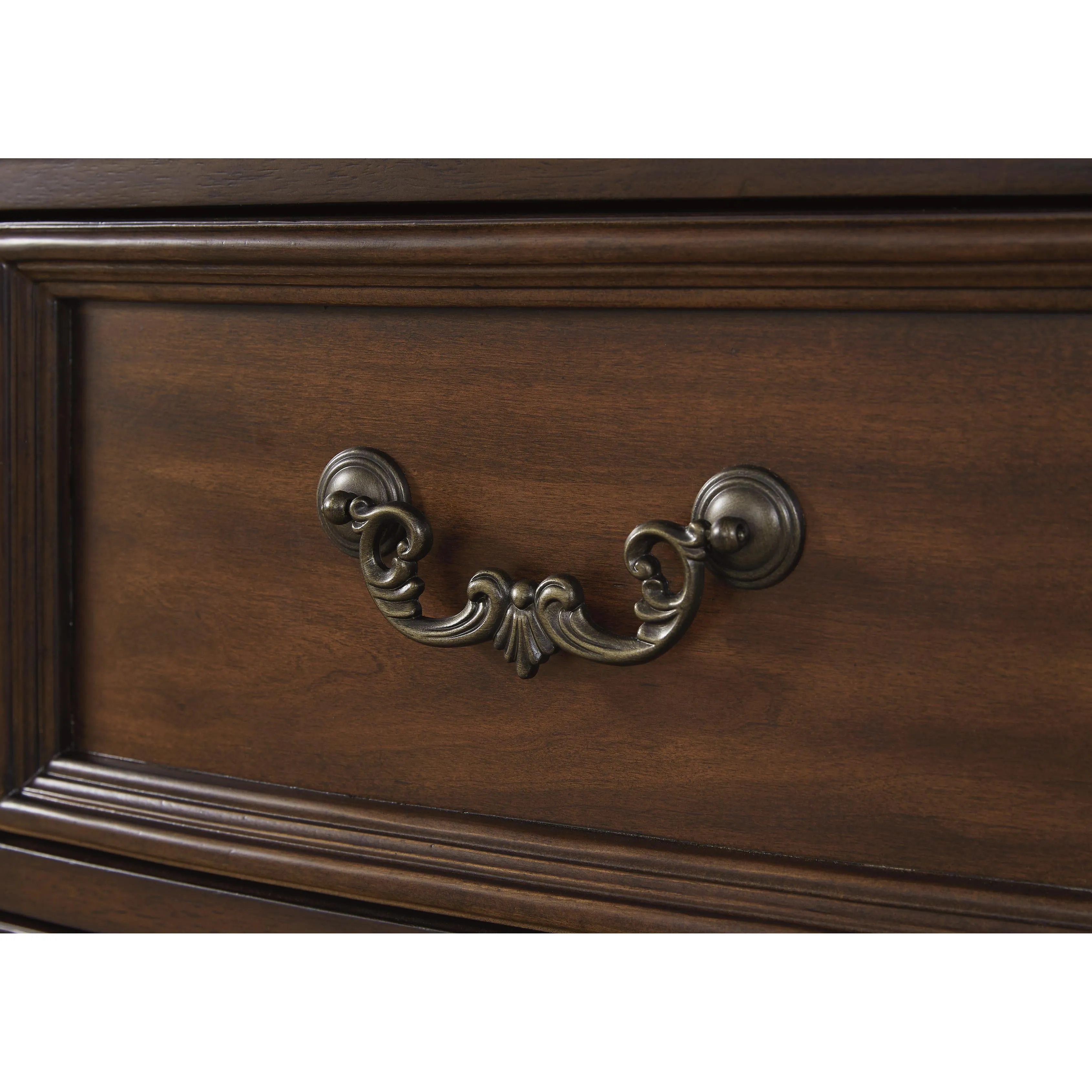 Signature Design by Ashley Lavinton 5-Drawer Chest B764-46